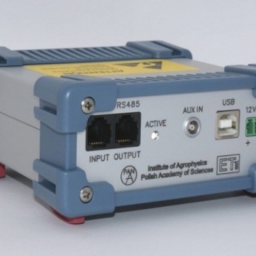 TDR/MUX 微型土壤水分、溫度、電導(dǎo)率、水勢監(jiān)測儀